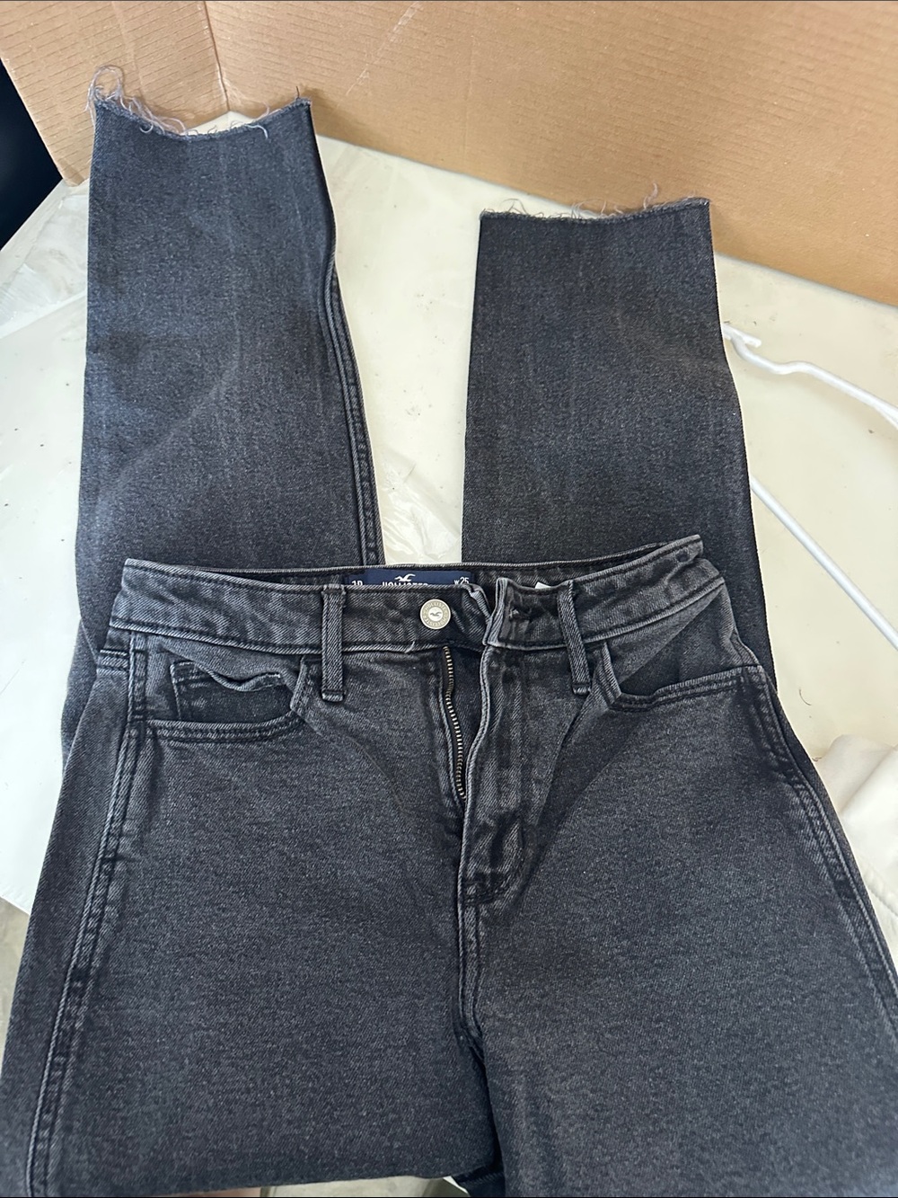Hollister Women’s High-Rise Washed Black Straight Jeans